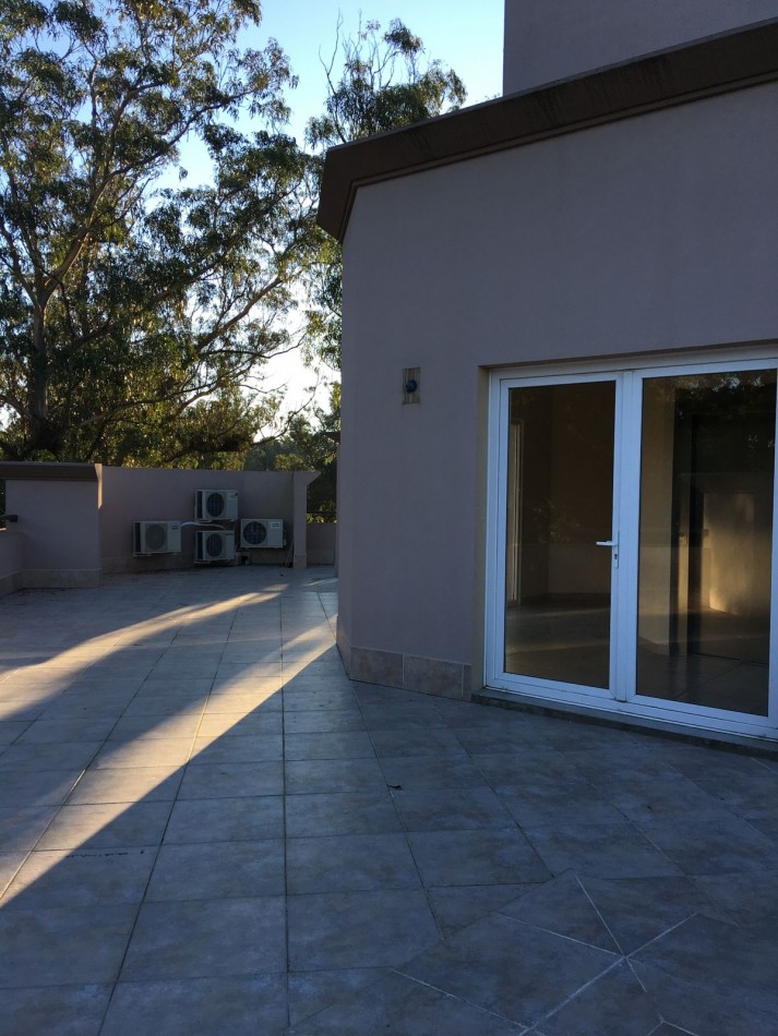 DEPARTAMENTO BARRIO B5 - PINAMAR 