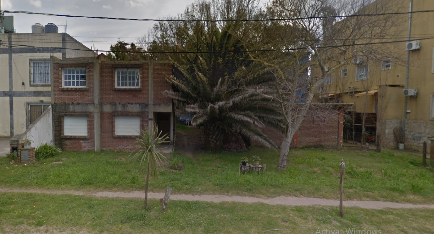 DOS lotes multifamiliares sobre Av. Biarritz al 500, Mar de Ostende (Pinamar)