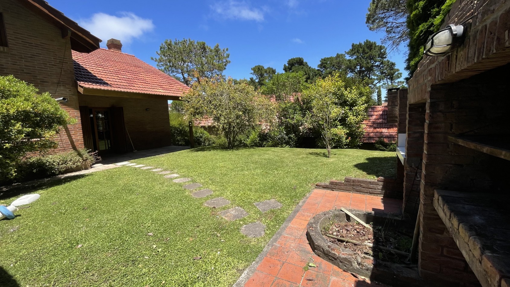 Casa Av. Shaw - Pinamar Norte 