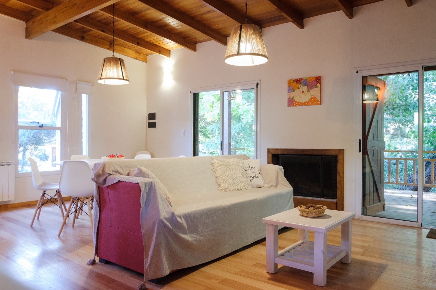 HERMOSA CASA EN VENTA - 3 HABITACIONES - Valeria del Mar