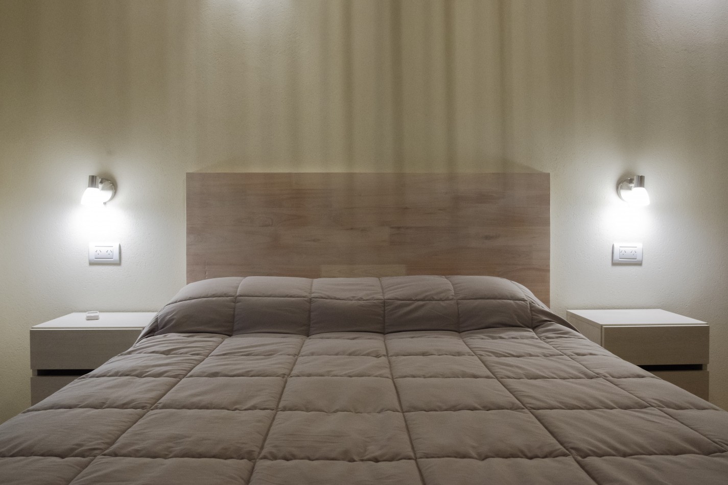 HERMOSA CASA EN VENTA - 3 HABITACIONES - Valeria del Mar