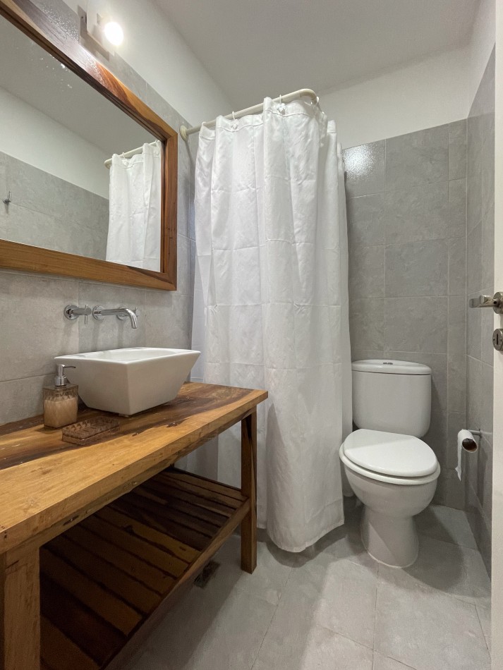 HERMOSA CASA EN VENTA - 3 HABITACIONES - Valeria del Mar