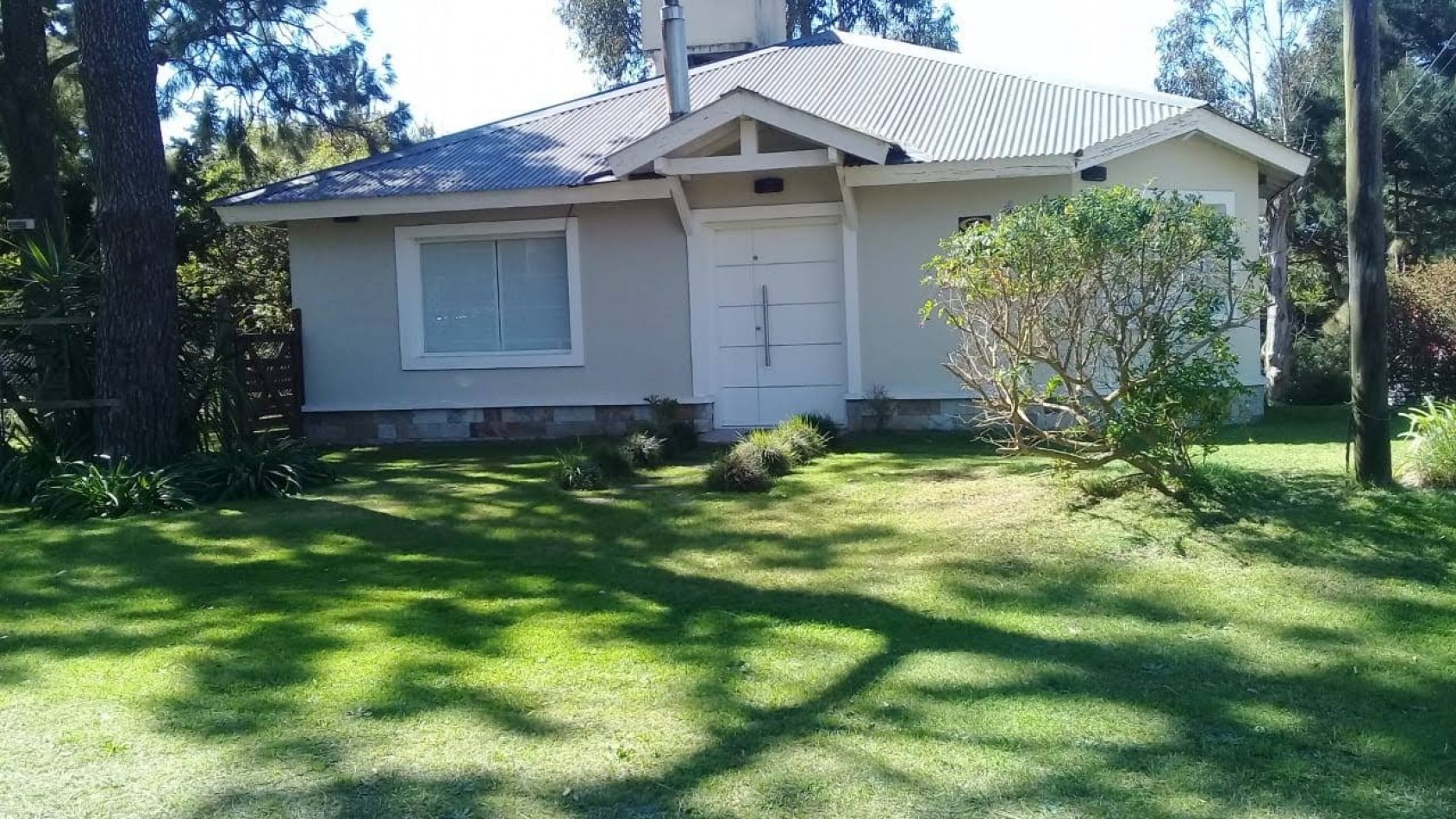 ALQUILER TEMP. 26.  Casa en Mar de Ostende/Valeria del Mar. DISP. 2DA FEBRERO