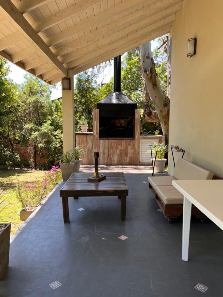 ALQUILER TEMP. 26.  Casa en Mar de Ostende/Valeria del Mar. DISP. 2DA FEBRERO