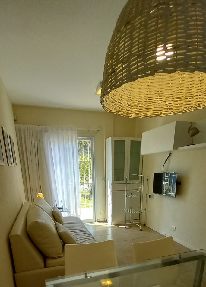 VENTA DE DEPARTAMENTO- Azopardo 29, a poco metros del mar. Valeria del Mar.