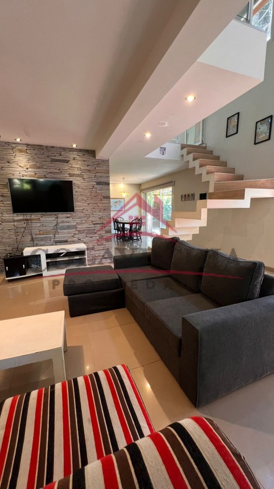 VENTA casa en LAGUNA ESCONDIDA 