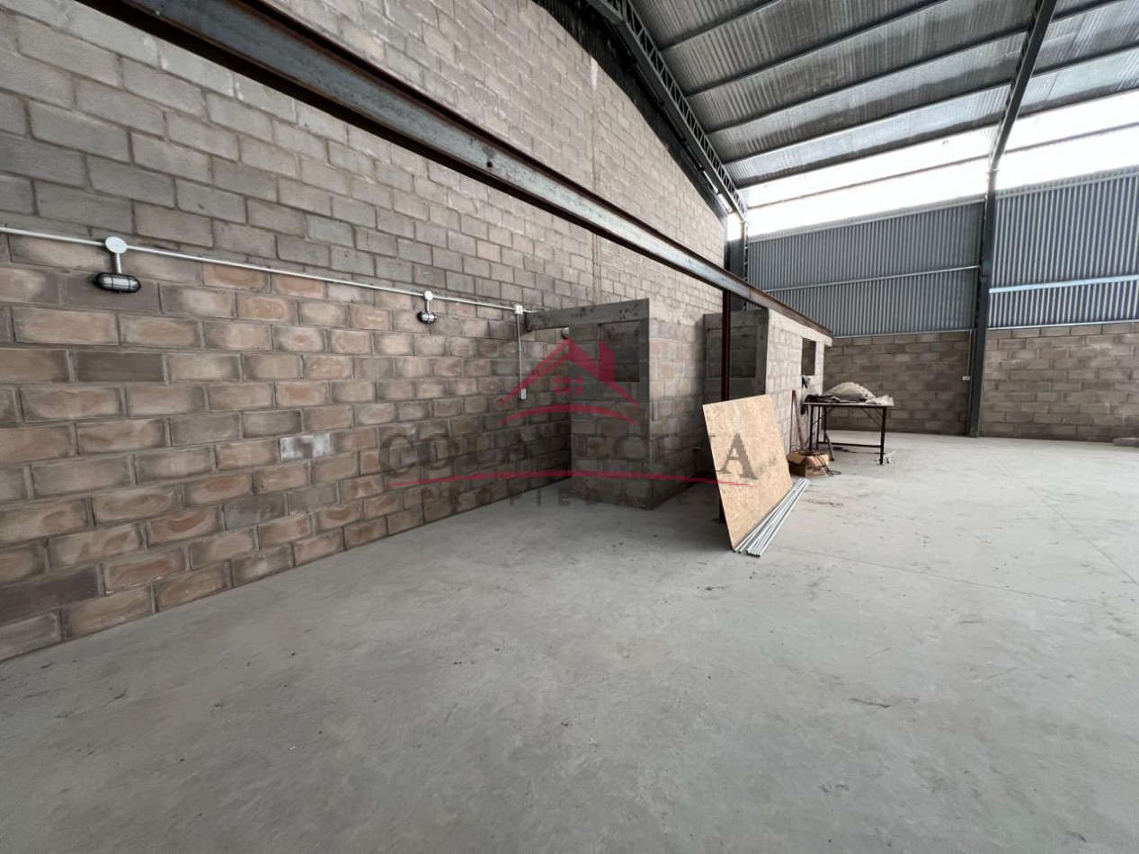 Venta de Galpon en Ostende-Pinamar