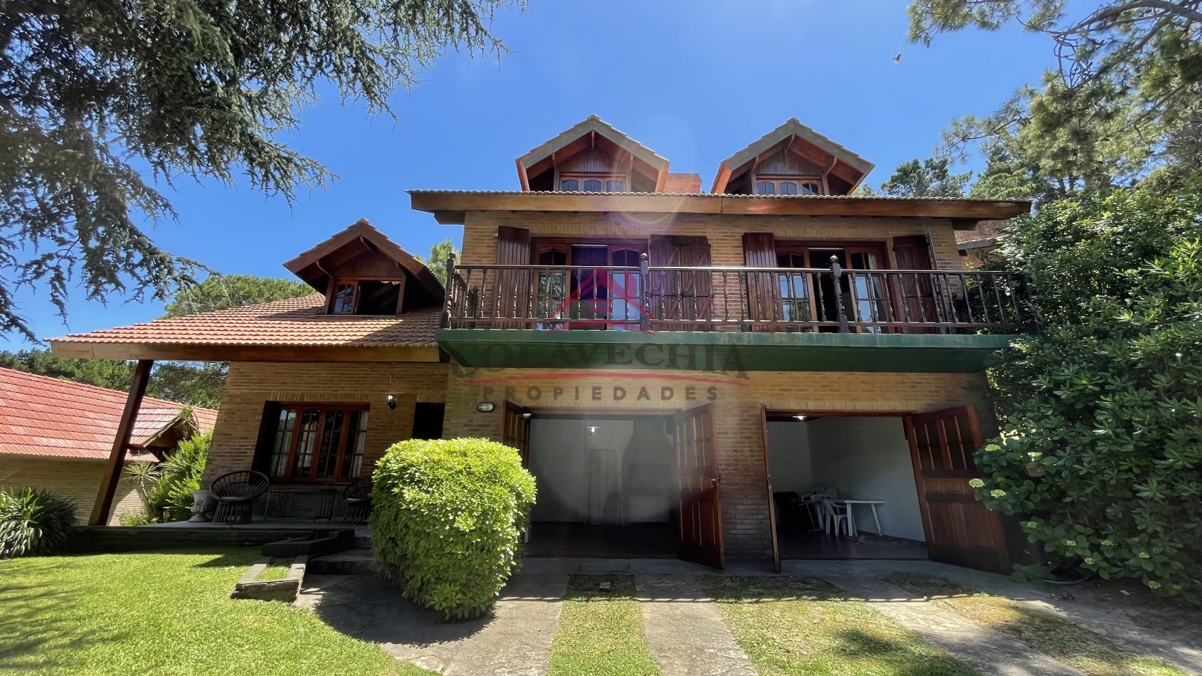 Casa Av. Shaw - Pinamar Norte 