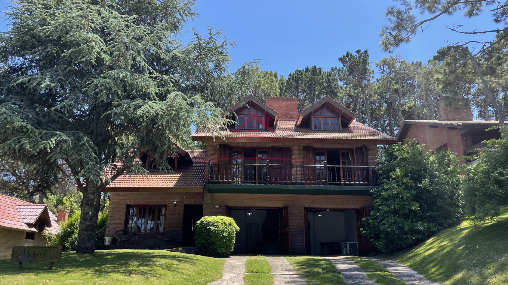 Casa Av. Shaw - Pinamar Norte 