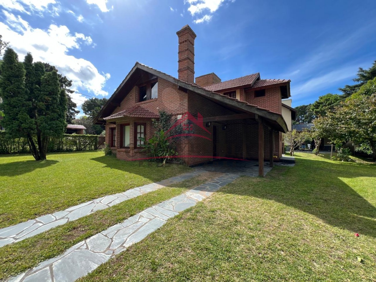 CASA THORNE - Valeria del Mar 