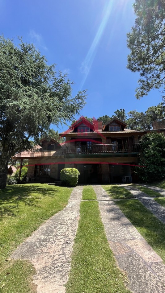 Casa Av. Shaw - Pinamar Norte 