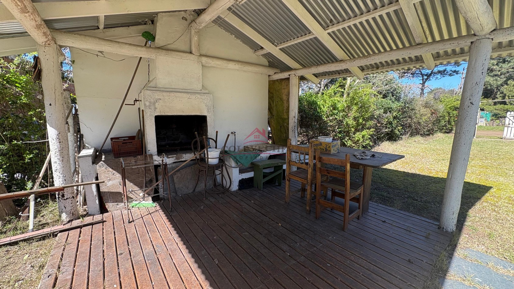 EN VENTA CASA + DEPARTAMENTO - PRAGA 955