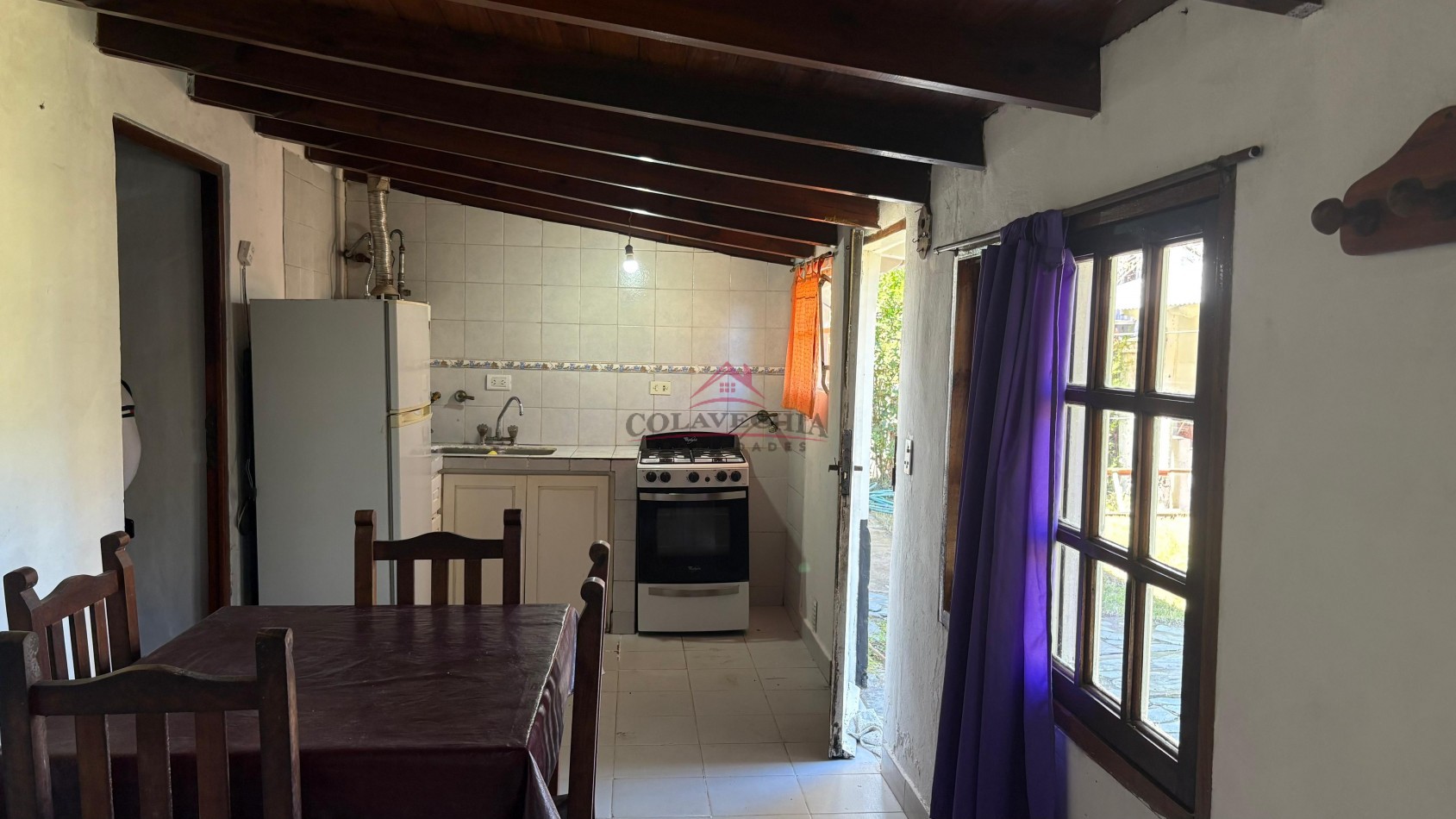 EN VENTA CASA + DEPARTAMENTO - PRAGA 955