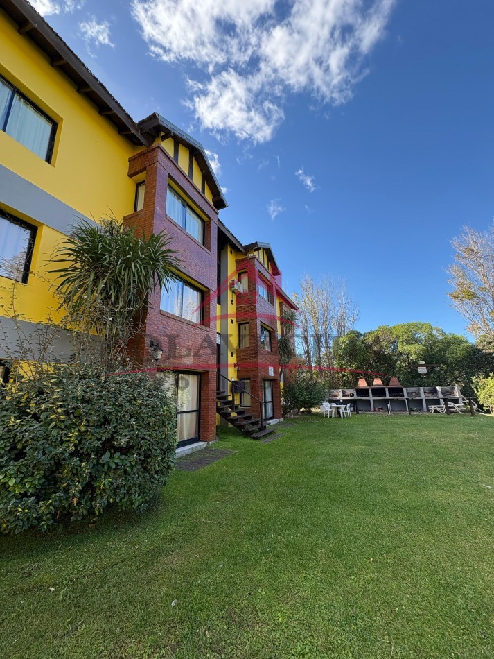 Departamento 2° Piso a 150 mts de la playa