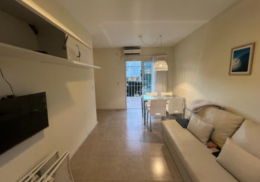 VENTA DEPARTAMENTO MAR DE OSTENDE - PINAMAR a poco metros del mar