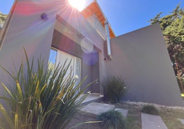 Venta casa  Valeria del Mar - Pinamar (con GAS NATURAL)