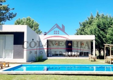 Hermosa casa amueblada en Costa Esmeralda. Sector GOLF - lote 07