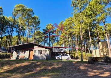 Barrio Nayades Casa de Cuatro Ambientes